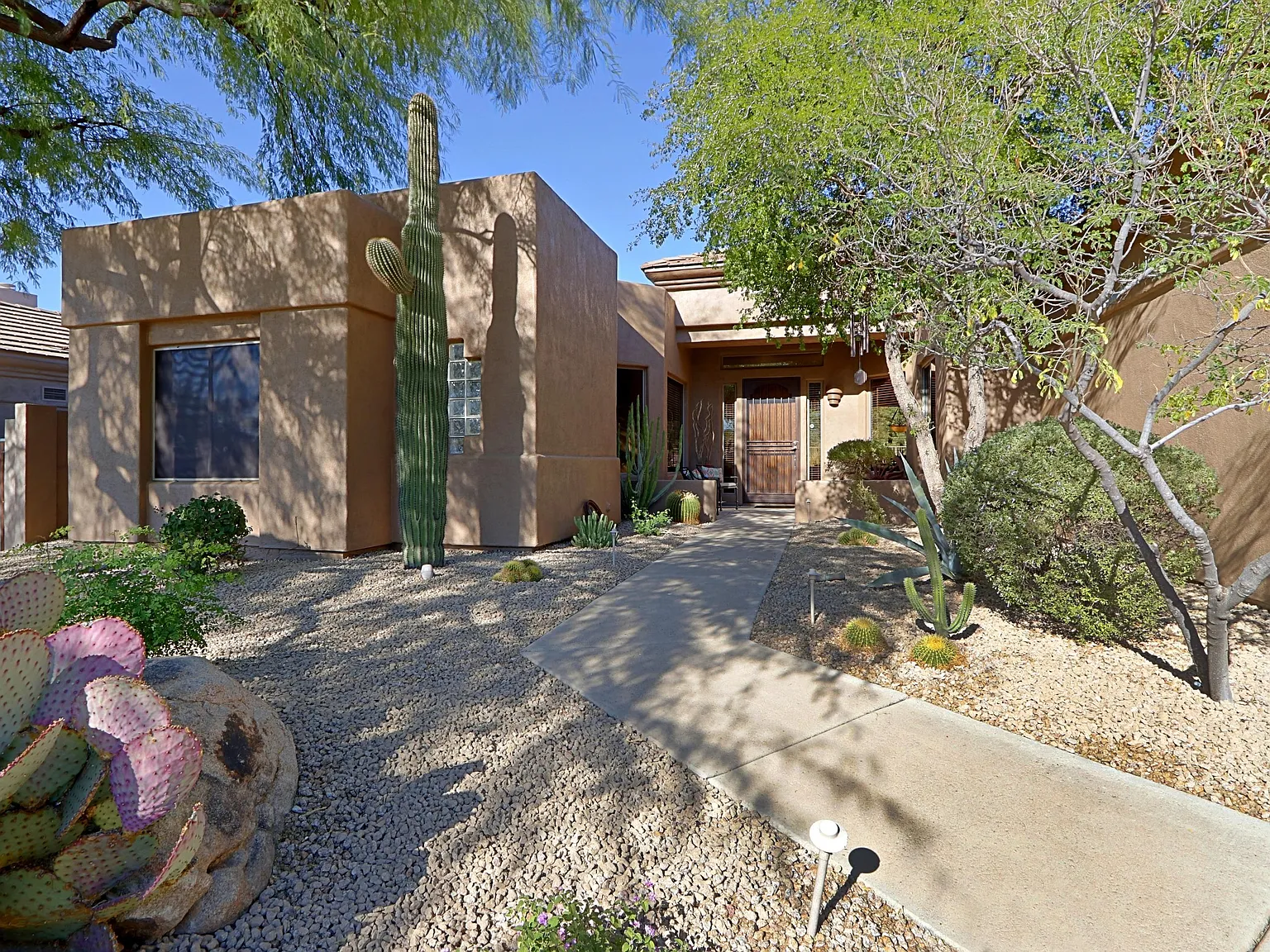 3 bed, 2.5 bath, 2358 sqft, $2,750 — Photo 3