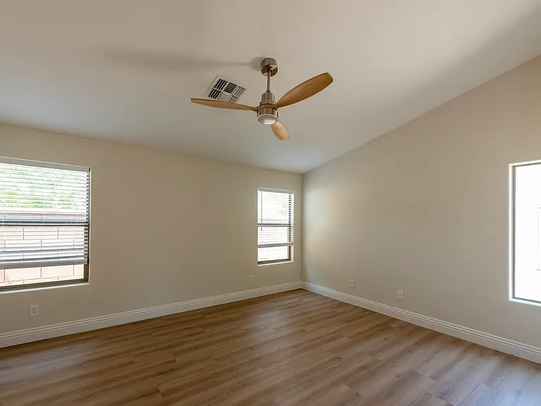 17658 W Eugene Ter — Photo 42