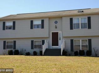 7480 Suncrest Dr, Warrenton, VA 20187
