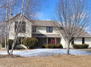 5230 Augustine Pointe Ct, Colgate, WI 53017