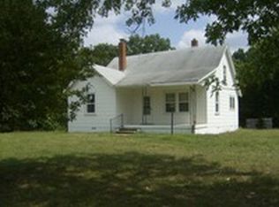 3599 Iron Works Rd, Reidsville, NC 27320