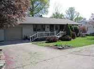 322 Cherokee Trl, Huntington, WV 25705