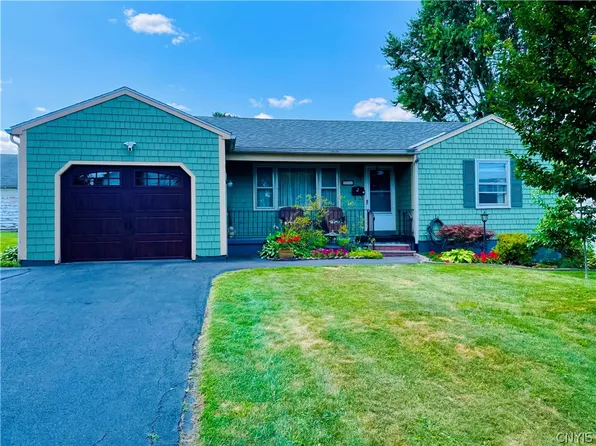 223 Loma Ave, Syracuse, NY 13208