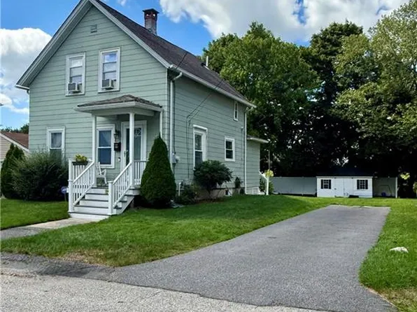 141 Cleveland St, Woonsocket, RI 02895