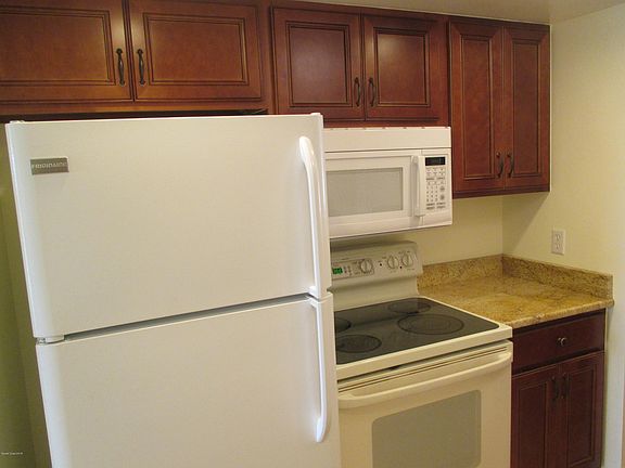 4th image of 333 S Patrick Dr APT 28