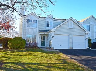 442 Ben Franklin Ct, Aurora, IL 60504