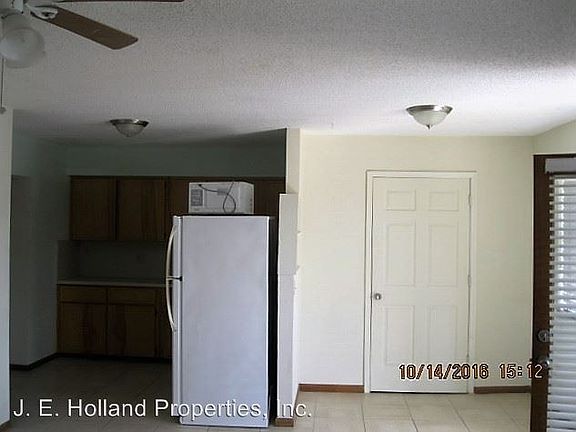 3rd image of 1125 1st St S APT 2