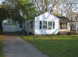 809 E 4th St, Rusk, TX 75785