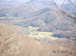 22-24 25 Bearwallow Rd, Hot Springs, NC 28743