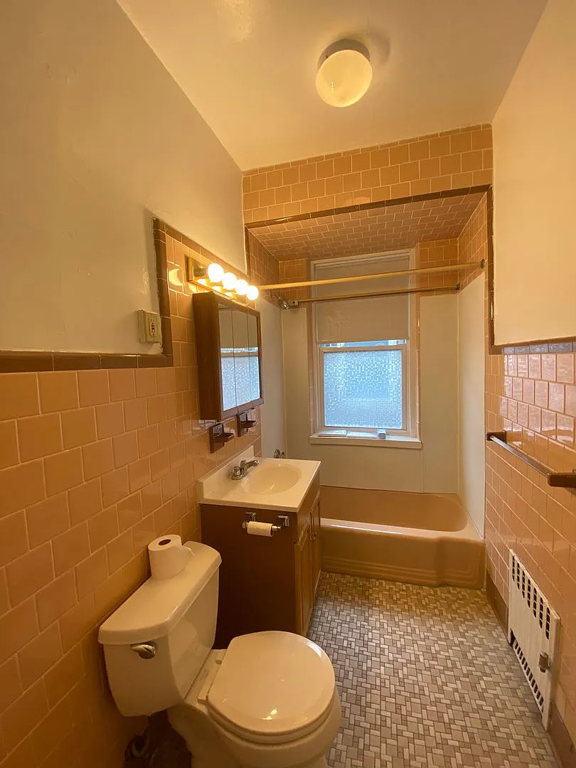 No brokers Fee, No Security Deposit, Heat Hot Water Included, Steps from the T Stop, Parking for ... — Photo 2