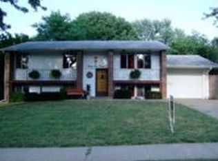 3140 SW Meadow Ln, Topeka, KS 66614