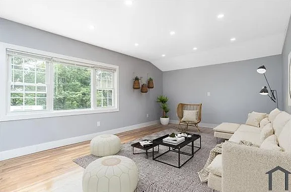 18215 N Conduit Ave #2 — Photo 9