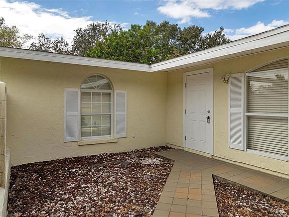 3rd image of 4049 Tampico Dr