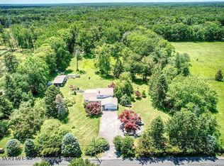 150 Easy St, Howell, NJ 07731