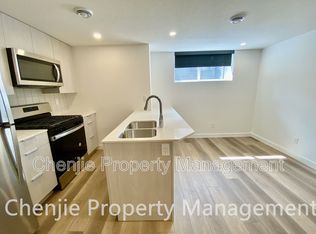 9651 86th St NW #BASEMENT, Edmonton, AB T6C 3E4