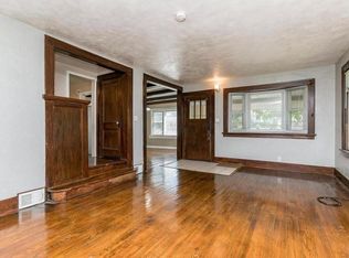 2228 B Ave NE, Cedar Rapids, IA 52402