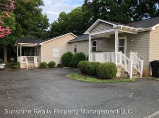 318 Spence St, Burlington, NC 27217