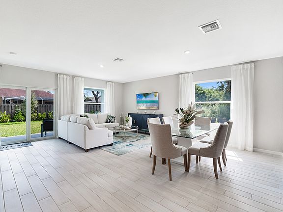 Open floorplan for entertaining