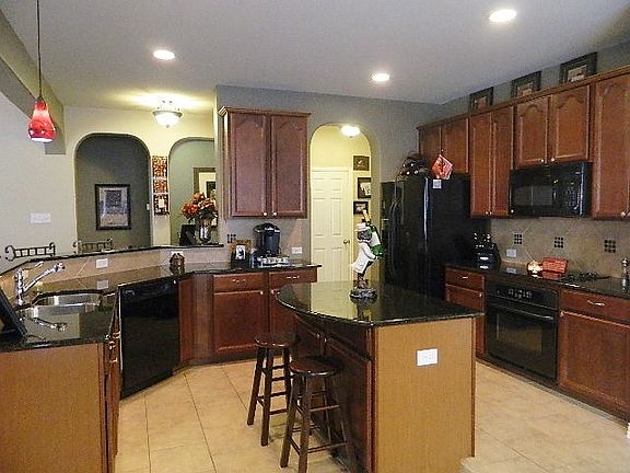 5th image of 5533 Old Orchard Dr