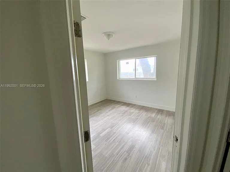 2840 NW 8th St — Photo 12