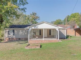 1624 Brown St, Winston Salem, NC 27105