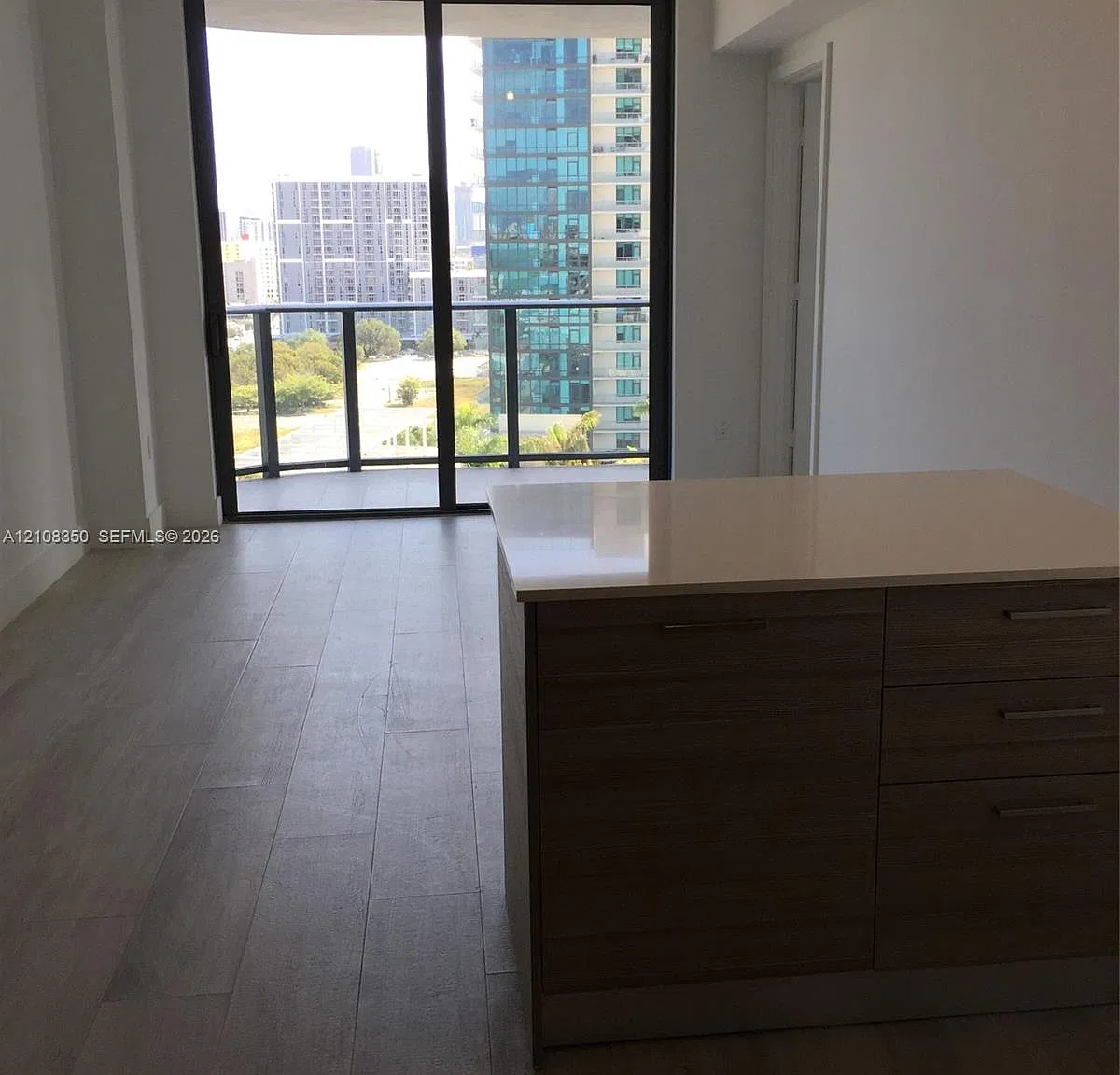 3401 Midtown Condo — Photo 3