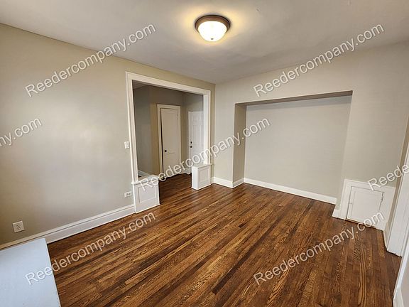 3rd image of 1020 E 119th St #5