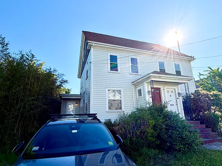 48 Newcomb St #48 — Photo 30
