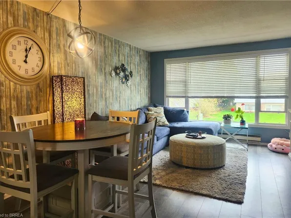 85 Lyndhurst St, Brantford, ON