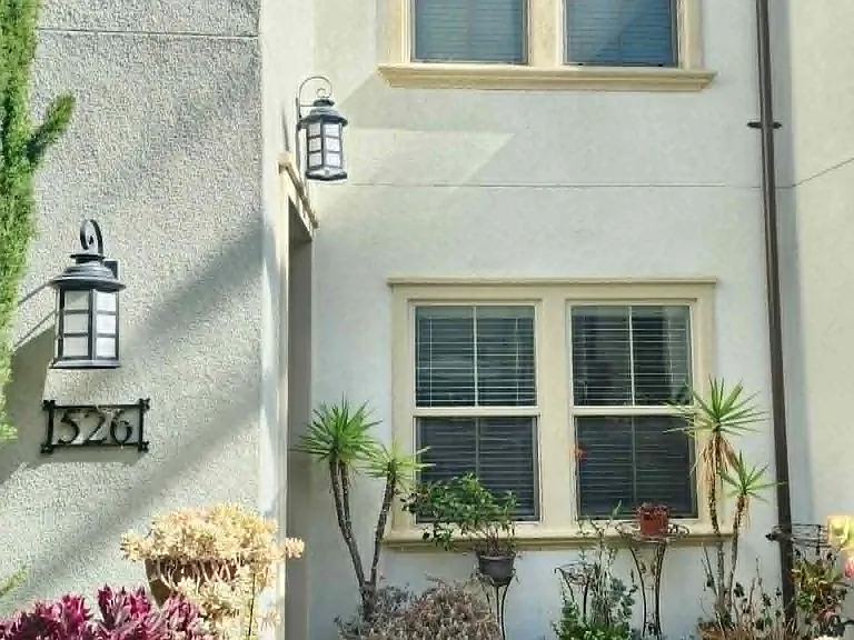 526 S Melrose St — Photo 1