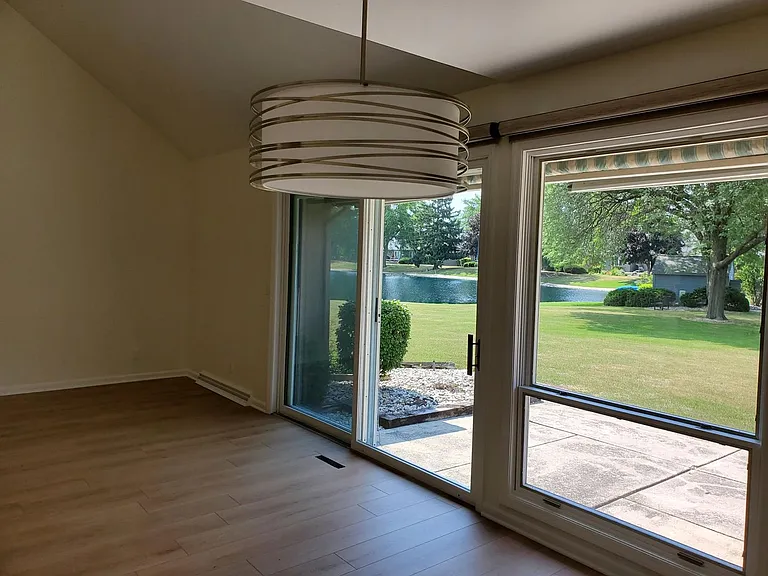 2333 W Cumberland Ct — Photo 7