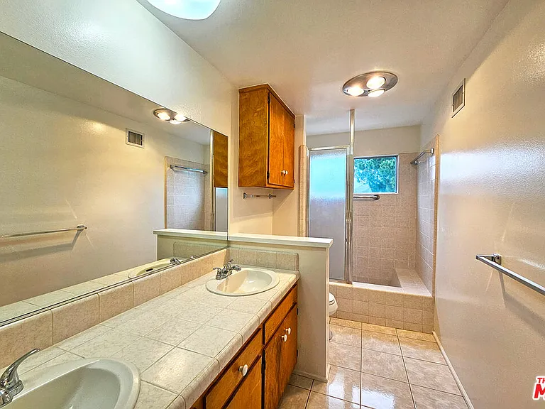 2251 Maurice Ave — Photo 19