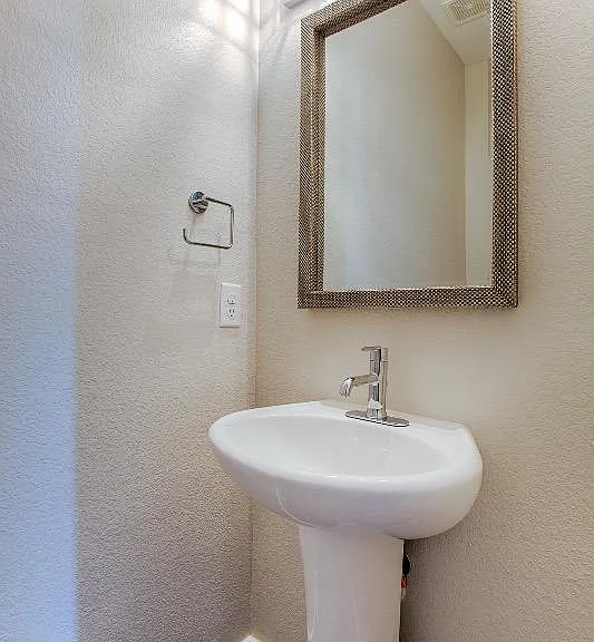 powder room