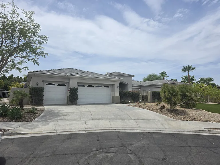 5 Chopin Ct — Photo 3
