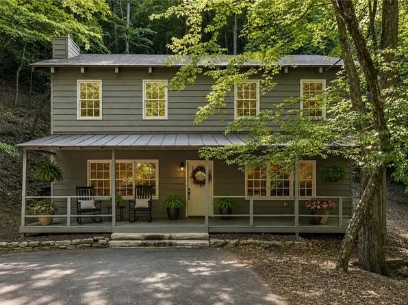 202 Buckskull Hollow Dr, Jasper, GA 30143