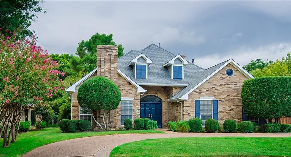 1st image of 3704 Interlaken Dr