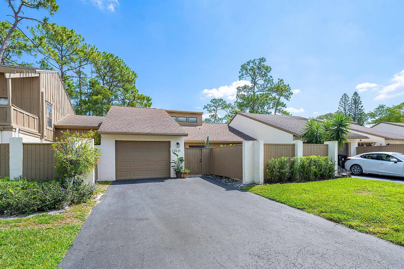 3 bed, 2.0 bath, 1206 sqft, $3,500 — Photo 1