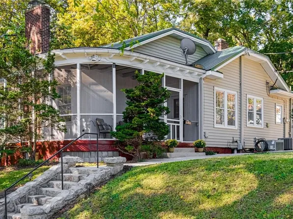 412 Corona St, Winston Salem, NC 27103