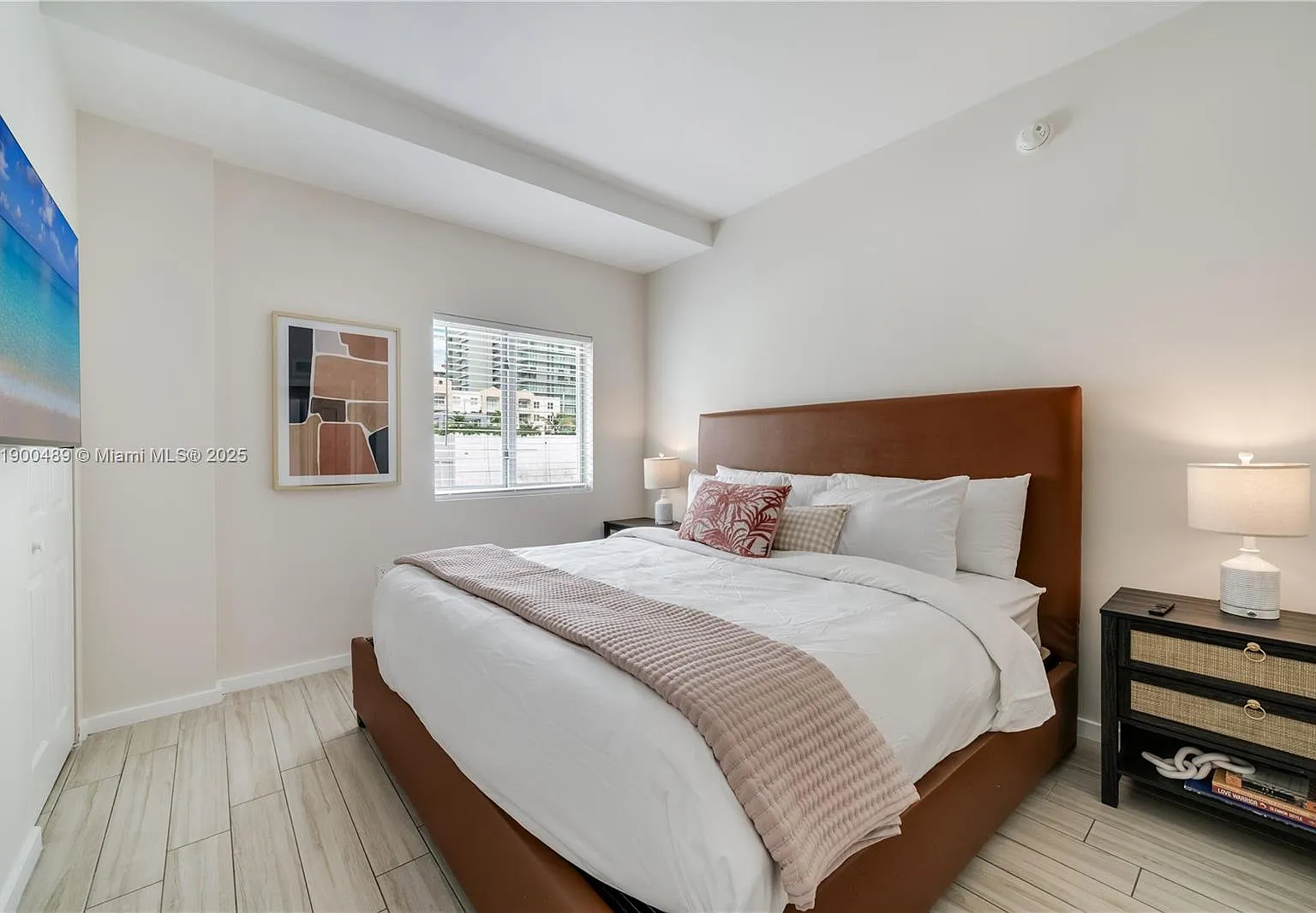 Emilia Condo — Photo 4