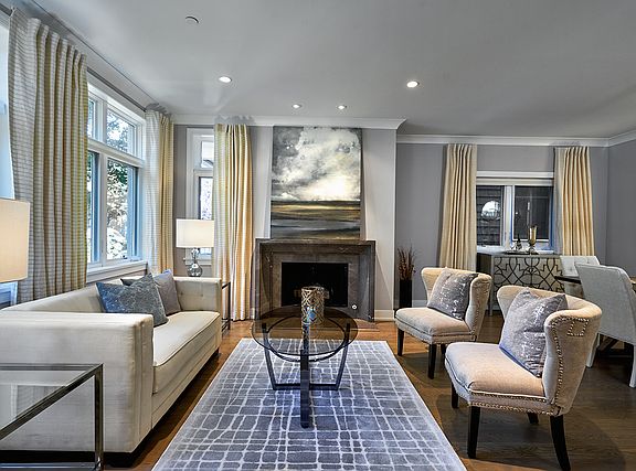 2nd image of 2111 W Bradley Pl #1