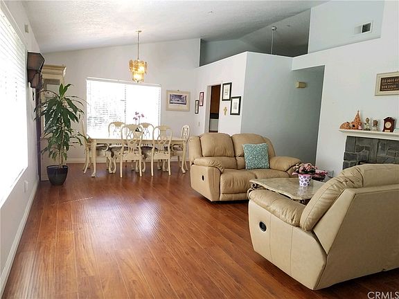 2nd image of 16970 Los Cedros Ave