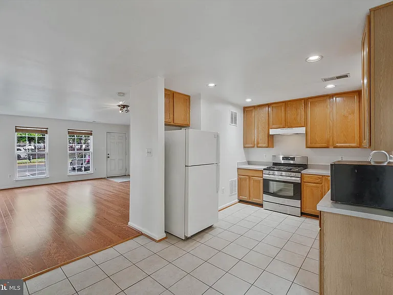 14844 Edman Cir — Photo 12