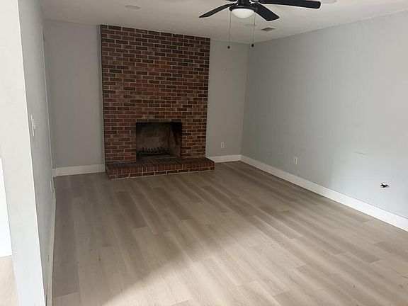 5th image of 304 Possum Hollow Rd