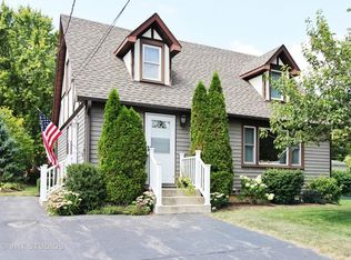 38 Lippincott Rd, Fox Lake, IL 60020