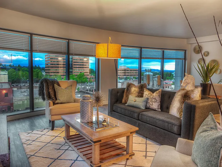 Riverview Living Room- Penthouse