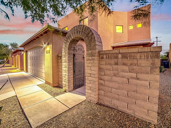 3rd image of 901 W Calle Estrella De Noche