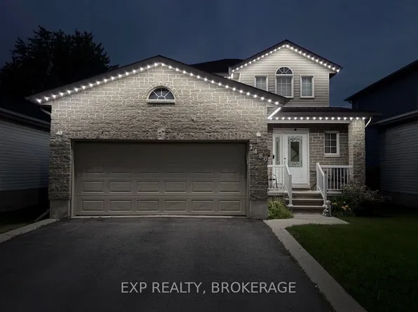 1489 Birchwood Dr, Kingston, ON K7P 3H5