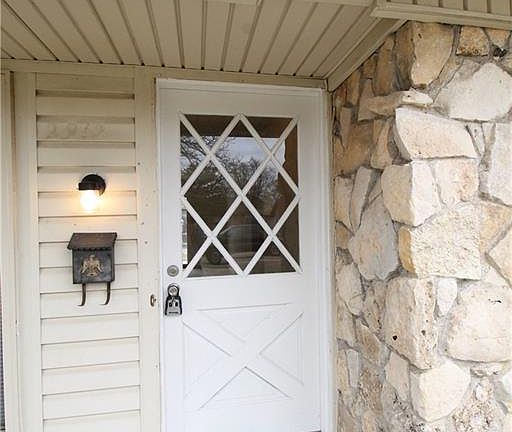 3rd image of 2912 Abston Dr