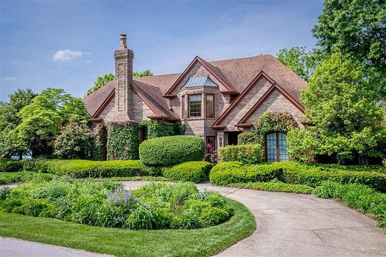 1st image of 2377 The Woods Ln