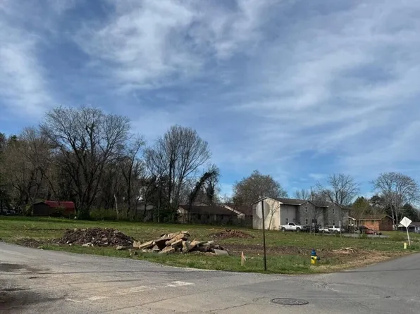 665 Railroad St, Dayton, TN 37321